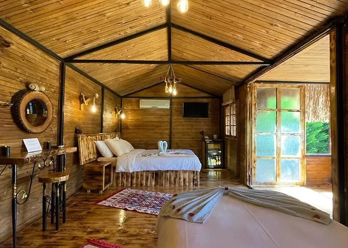 Hotel Vrasna 1 Dikili